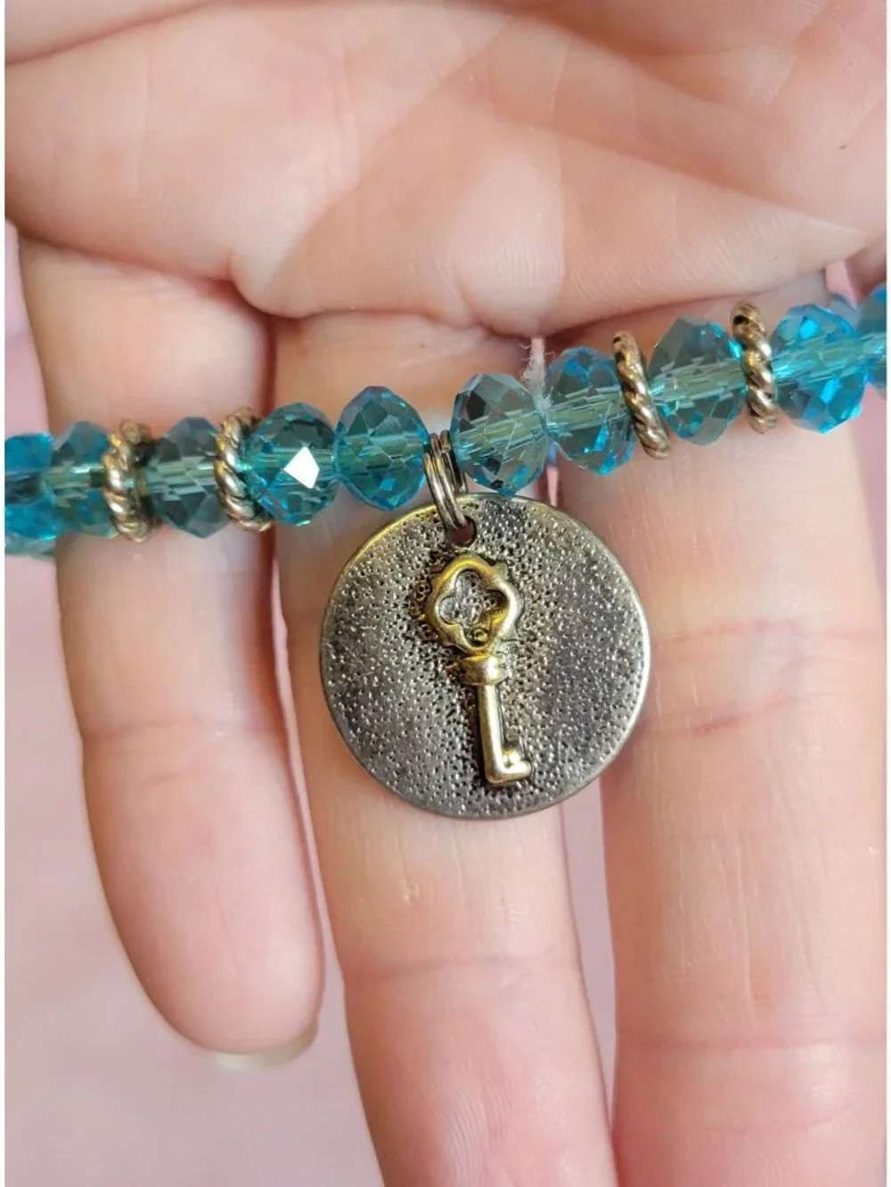 Bright Blue Plastic Faceted Beaded Charm Alexa's Stretch bracelet B1A